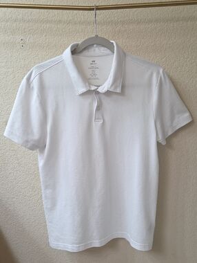 H&M Slim Fit Shirt .. Size Small